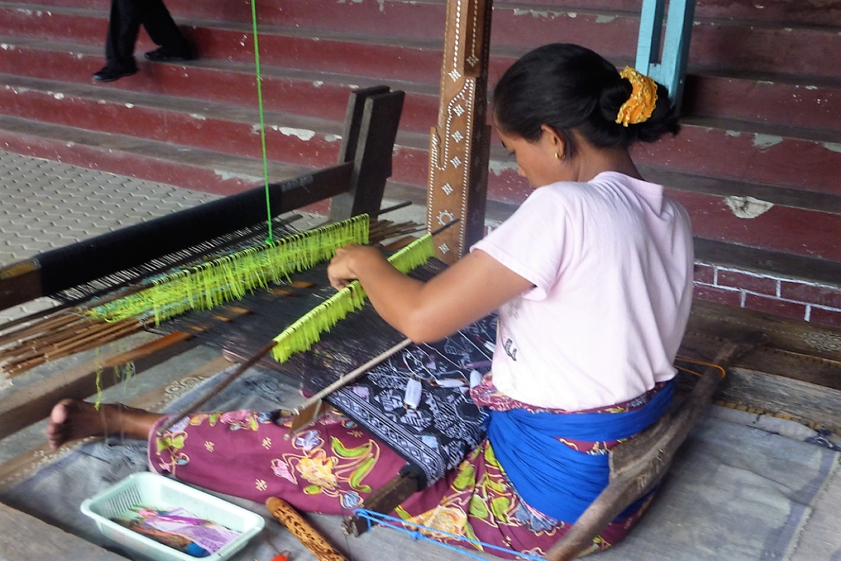 Art & Handicrafts