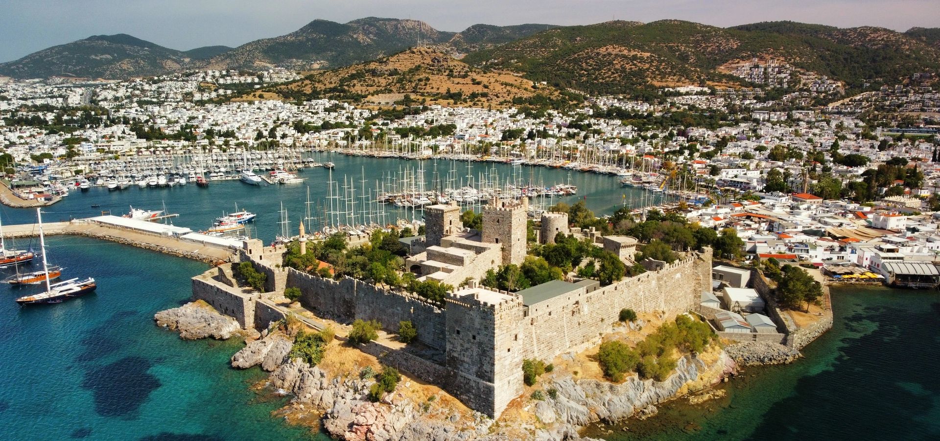 Athens (Piraeus) to Athens (Piraeus)