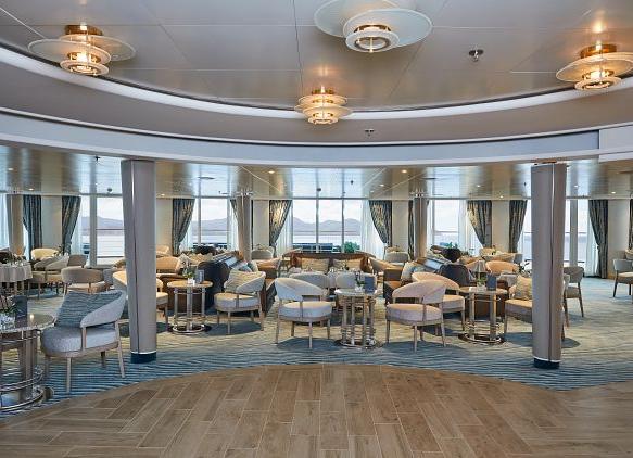 Public Area: Panorama Lounge