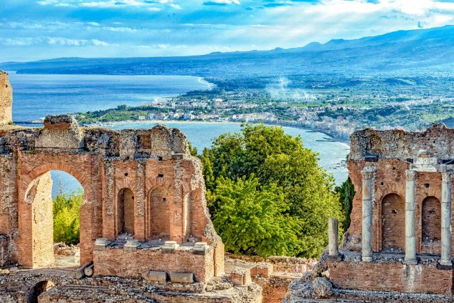 Barcelona to Athens (Piraeus)