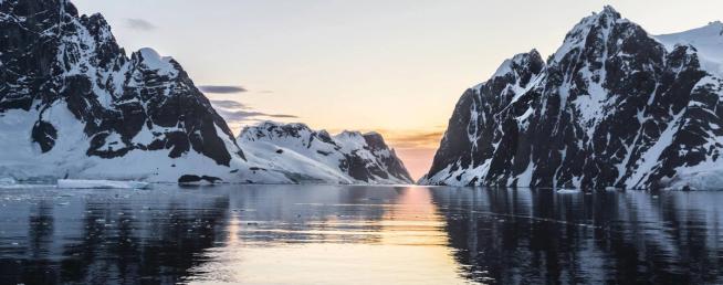 ANTARCTICA LUXURY CRUISES