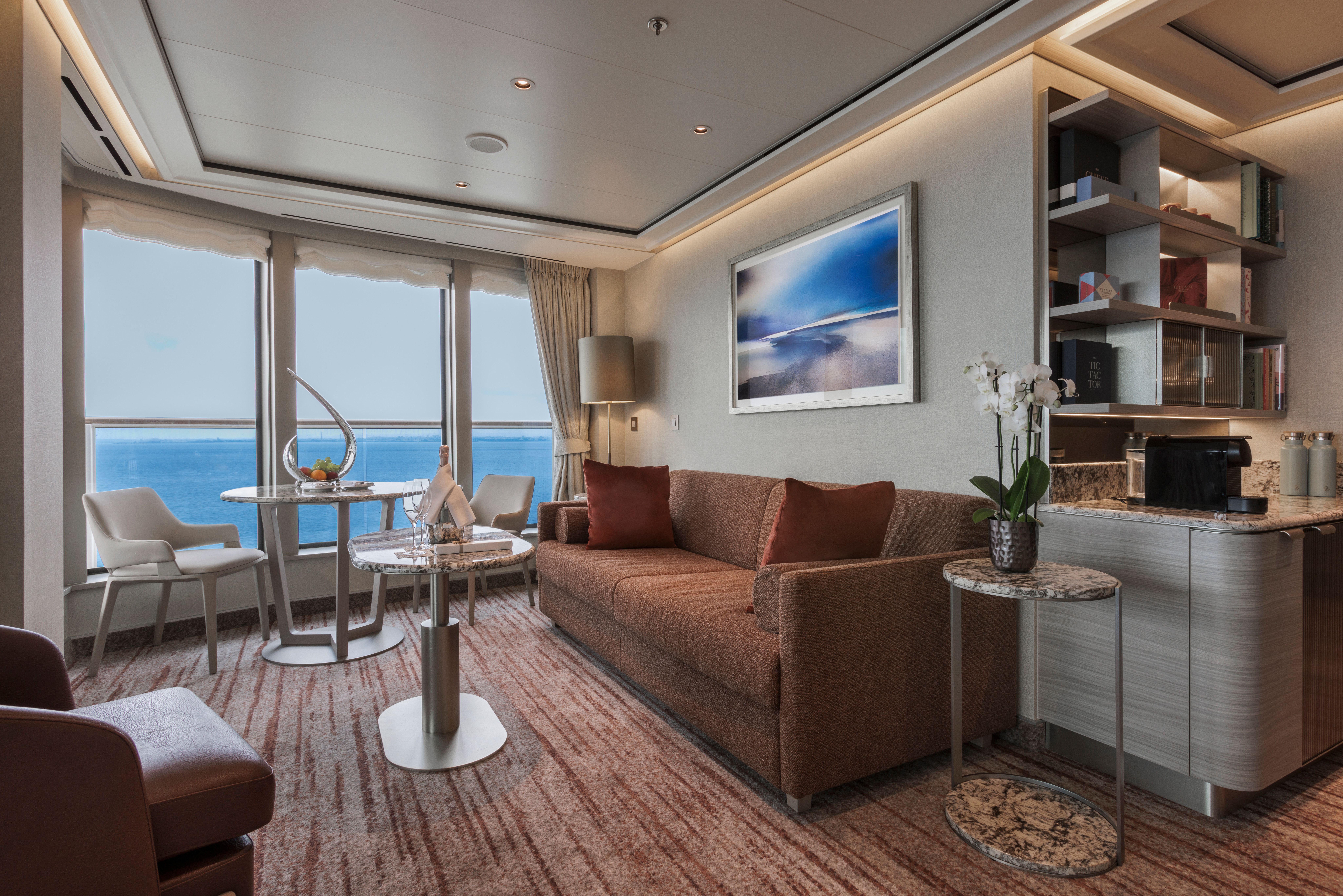 Silver Ray - Master Suite