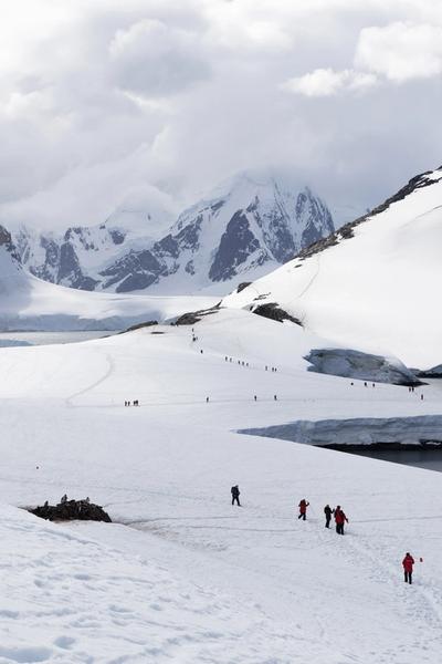 Set foot on the 7th continent