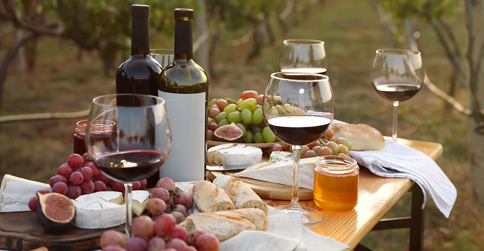 WINE & TRUFFLE