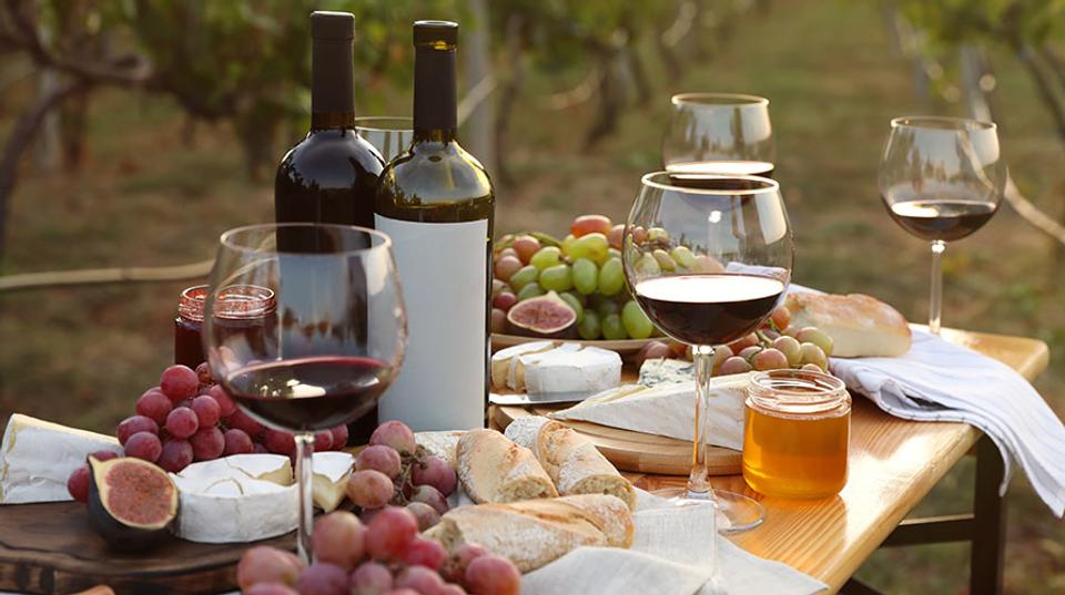 WINE & TRUFFLE