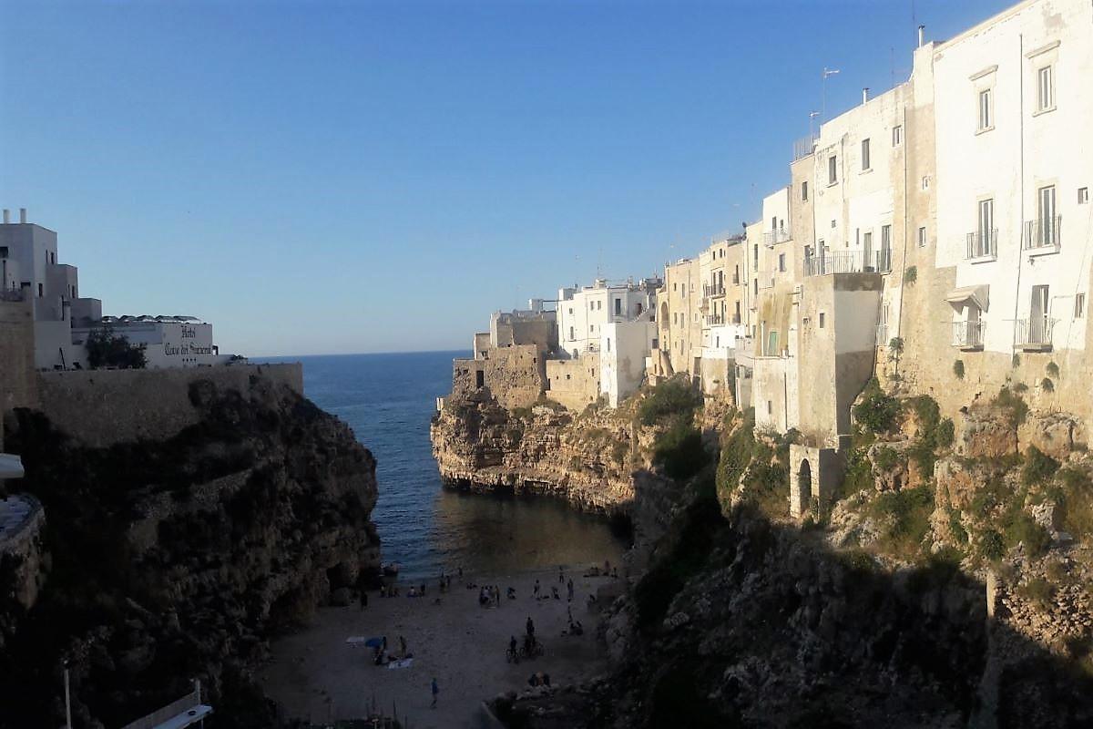 Polignano & Mr Volare's White Cliff