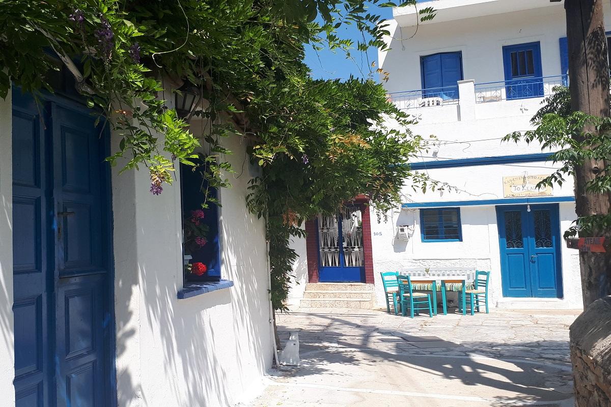 Local Villages Discovery with Greek Lunch