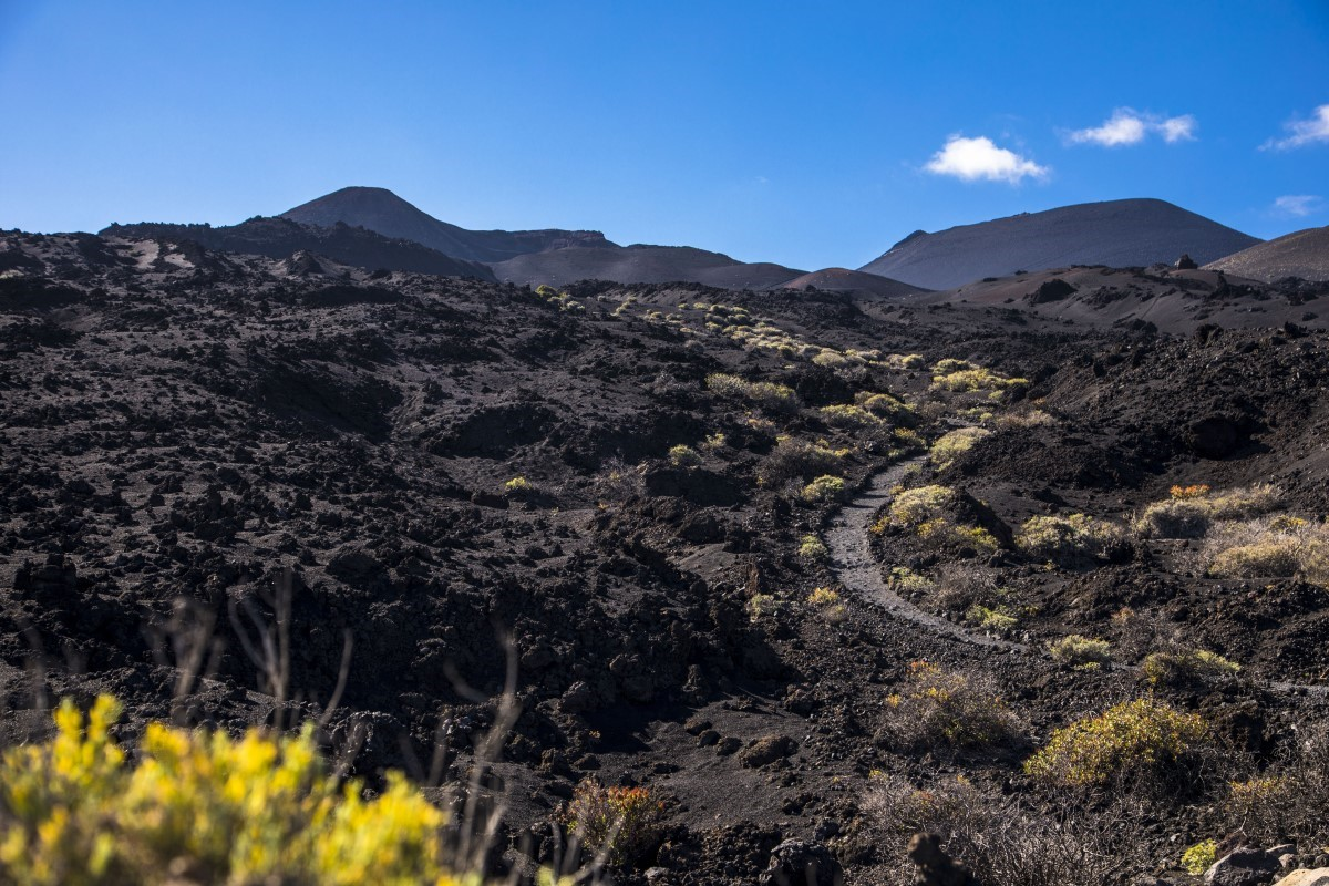 Hiking on Teneguía Volcano & Lunch