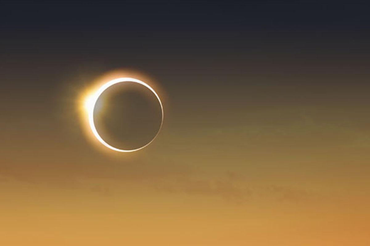 Eclipse position / day at sea