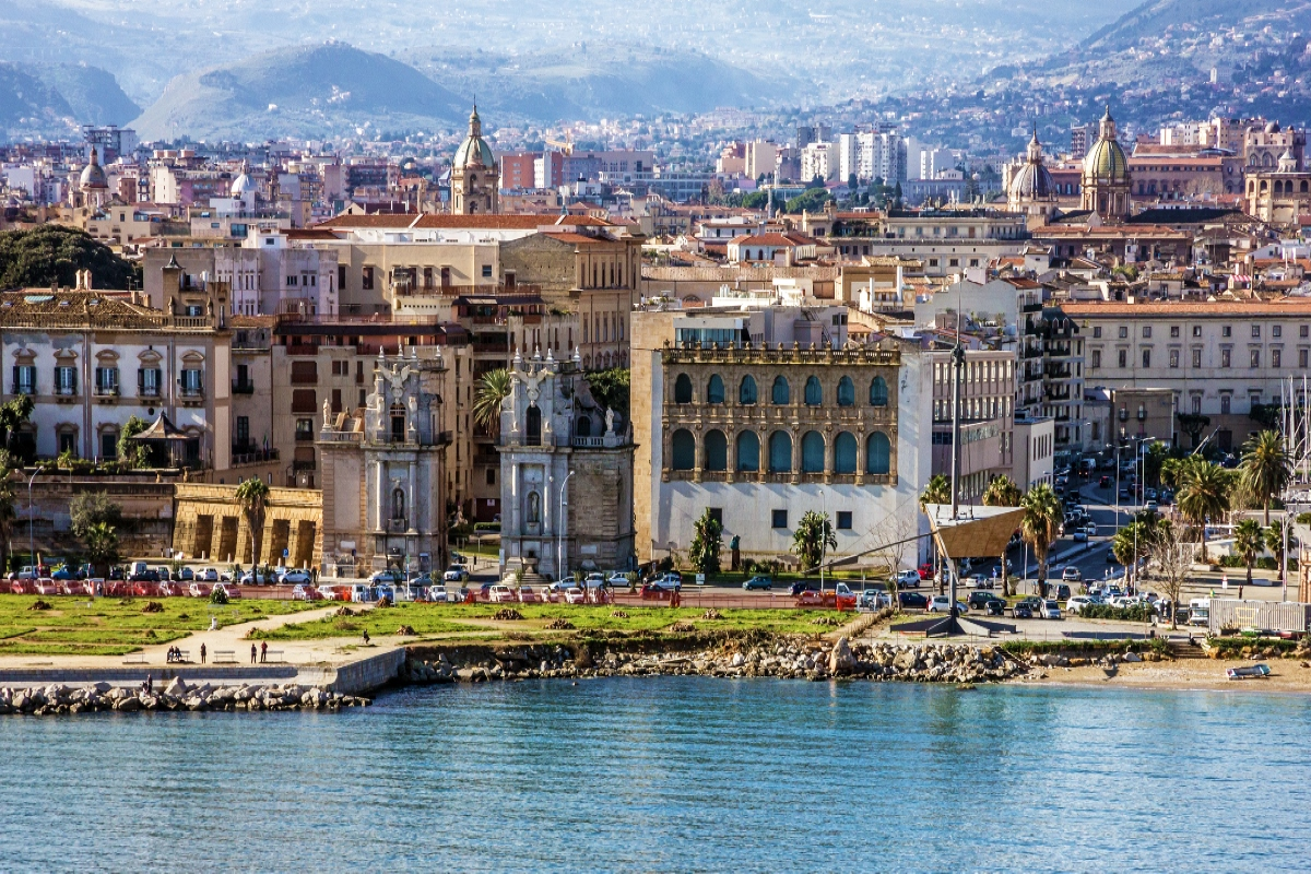 Palermo Market & Santa Caterina Church