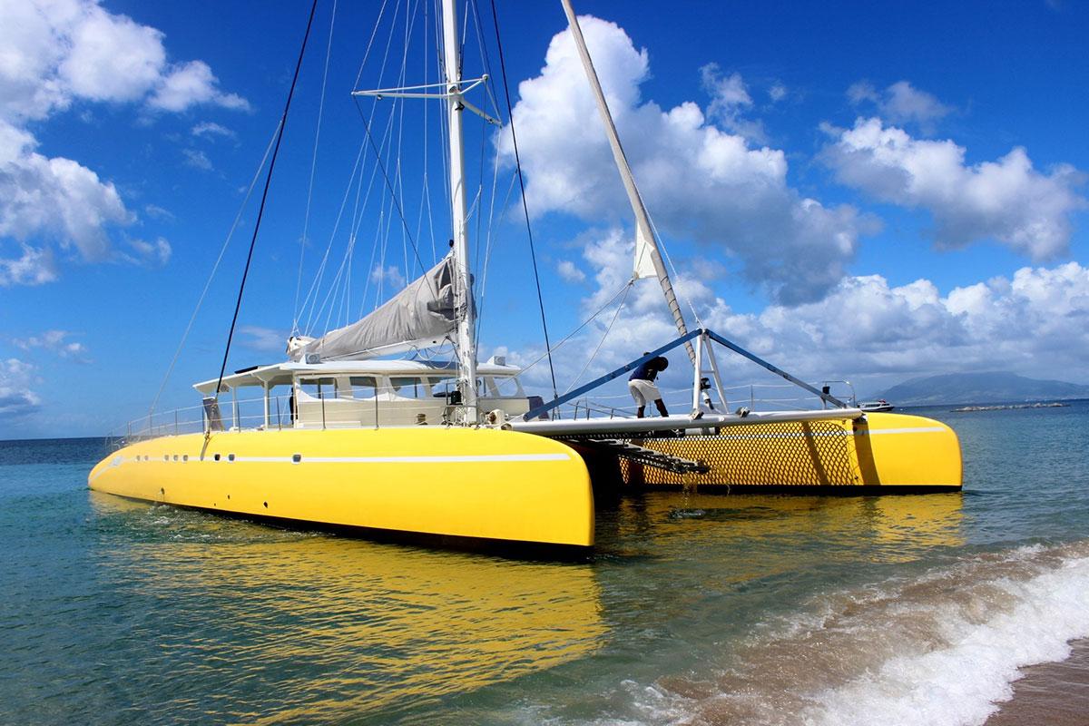 Catamaran Snorkel and Cruise