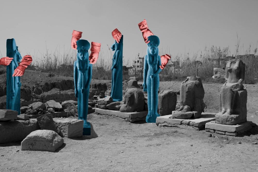 Ägyptische Statuen.
