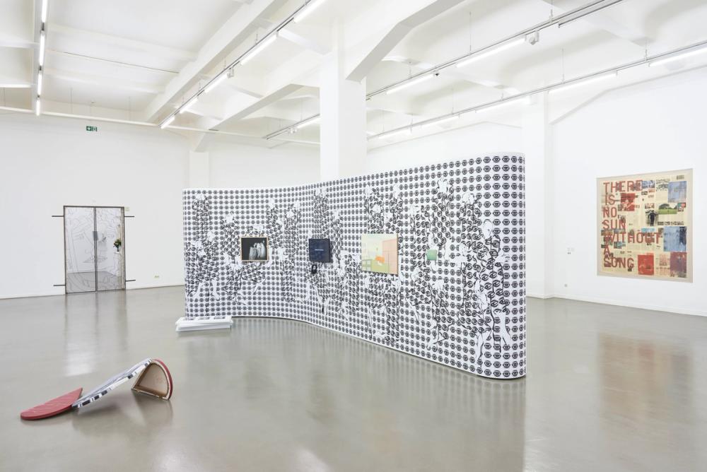 Installationsansicht: Politics of Love, Kunsthaus Hamburg 2024/25, Foto: Antje Sauer