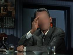 Ho Tzu Nyen (*1976), Hotel Aporia (Still), 2019, 6-Kanal-Videoprojektion, Farbe, 24-Kanal-Ton, 84:01 Min., Video, automatisches Gebläse, Beleuchtung, Messwandler, Show-Control-System, Sammlung des Singapore Art Museum © Courtesy of the artist, Kiang Malingue und neugerriemschneider