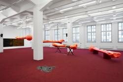 Installationsansicht: Over Land and Sea, Kunsthaus Hamburg 2025, Foto: Antje Sauer