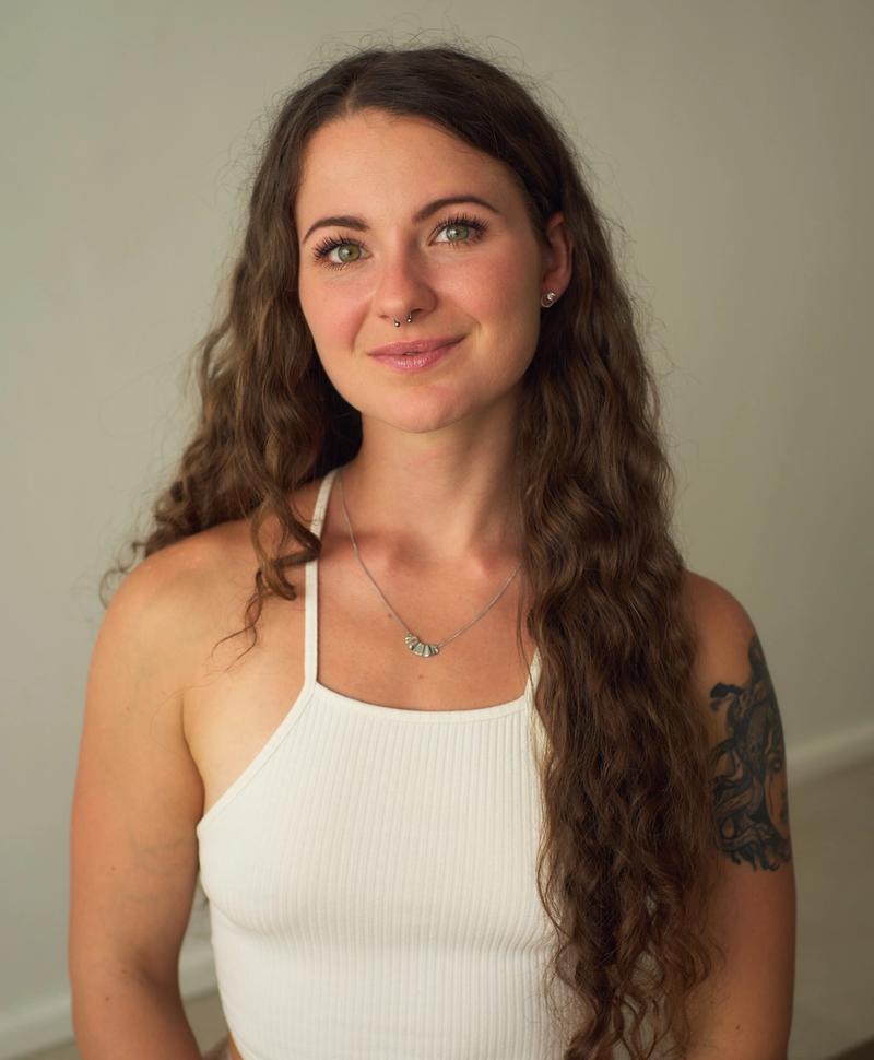 Lina – staatlich geprüfte Ernährungsberaterin und Female Health Coach