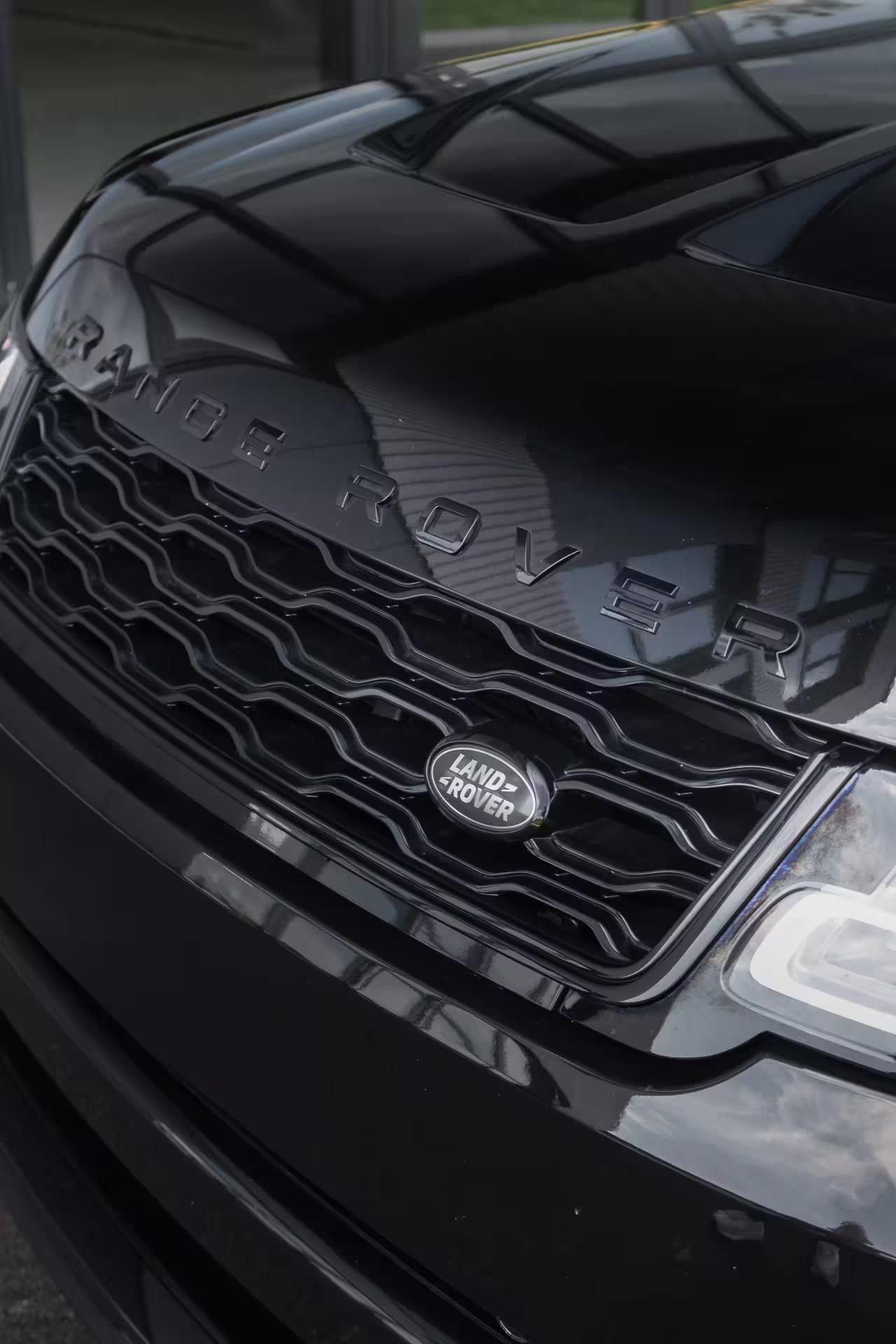 Range Rover Sport SVR – Capacités tout-terrain exceptionnelles