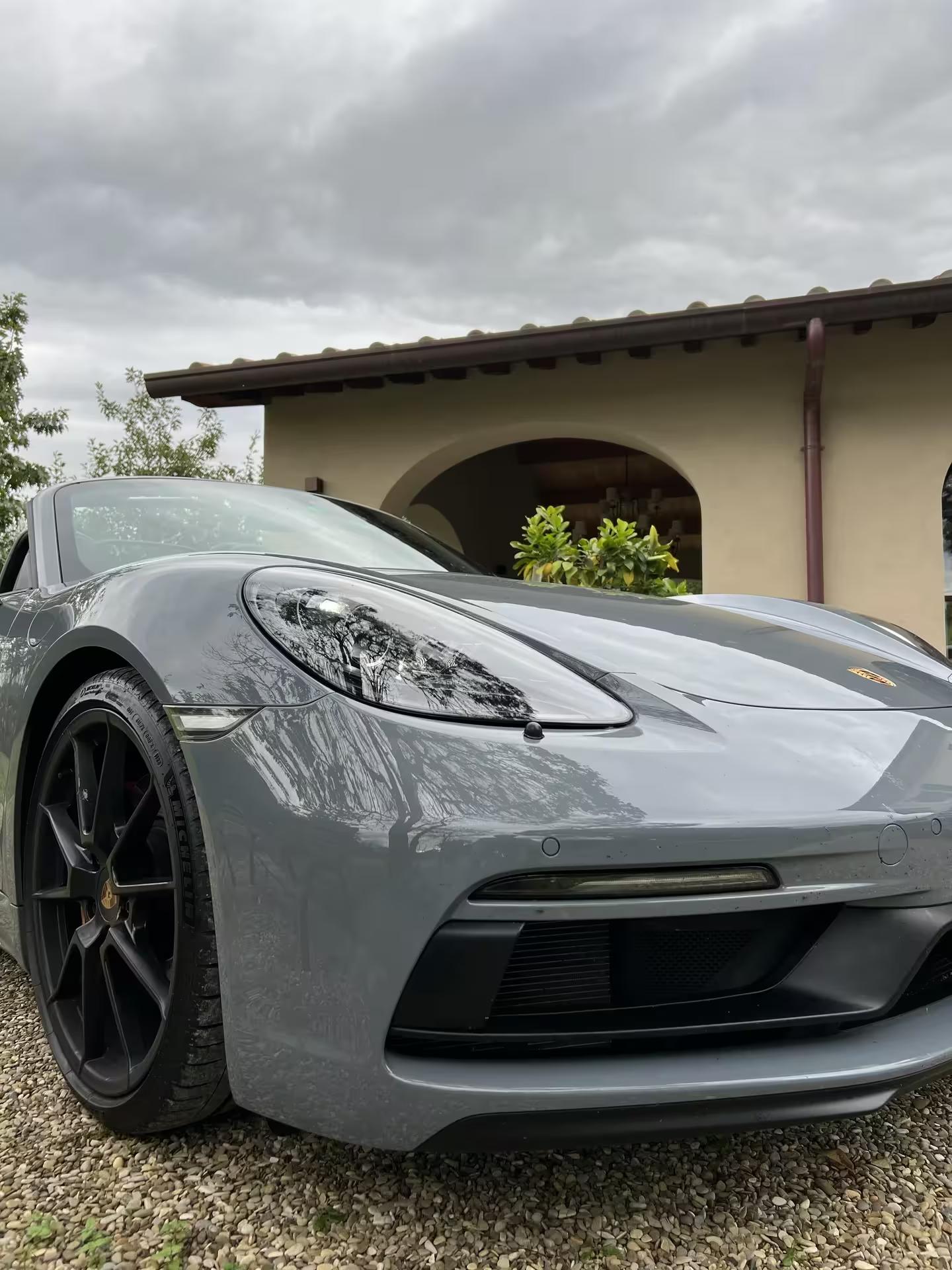 Porsche 718 GTS Cab – Une direction électromécanique ultra précise