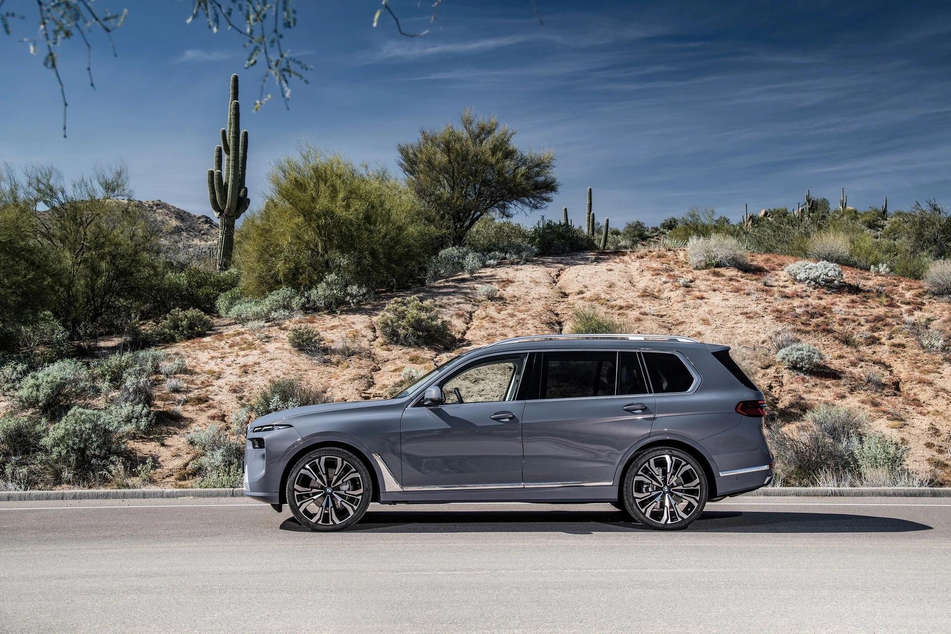 Location BMW X7 à transmission intégrale, idéale pour les routes et les montagnes suisses