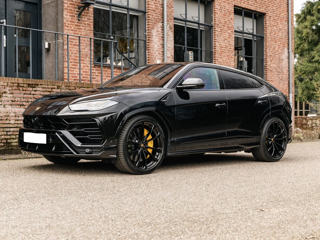 Location Lamborghini Urus en Suisse, SUV de luxe disponible à Genève