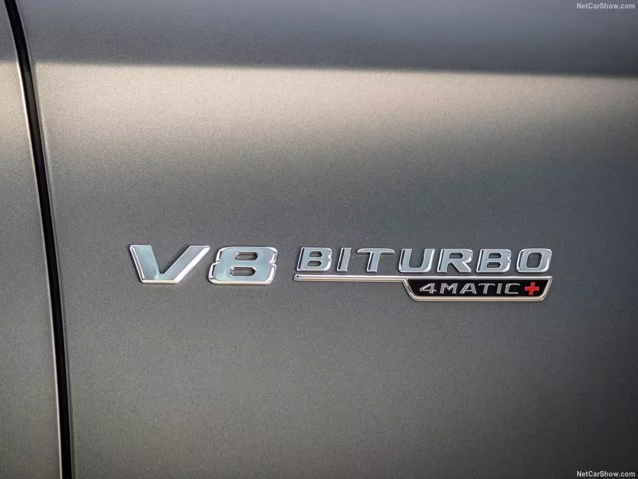 Inscription V8 Biturbo AMG Mercedes