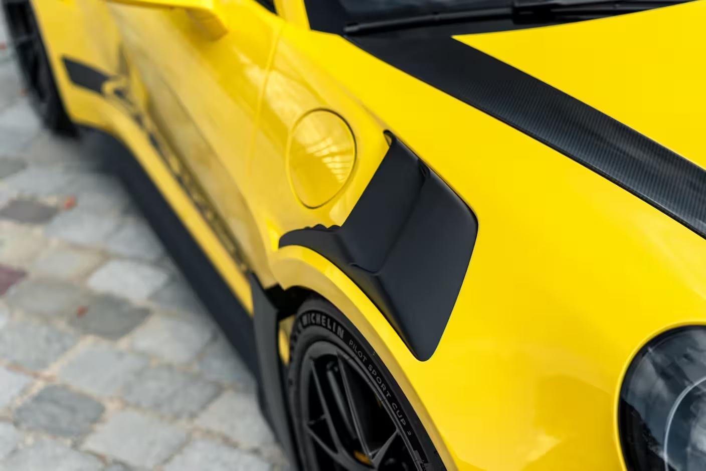 Extérieur de la Porsche 911 GT3 RS en location