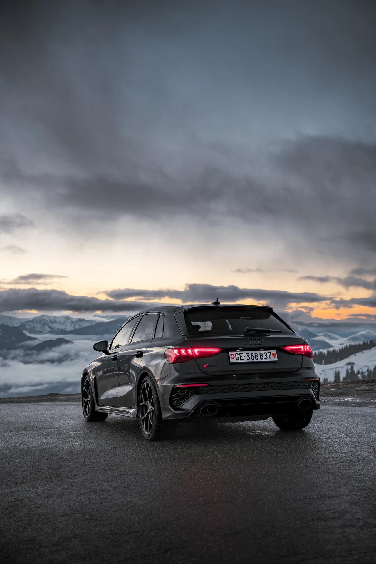 Location de la voiture de luxe RS3 Sportback à Genève : performance et élégance