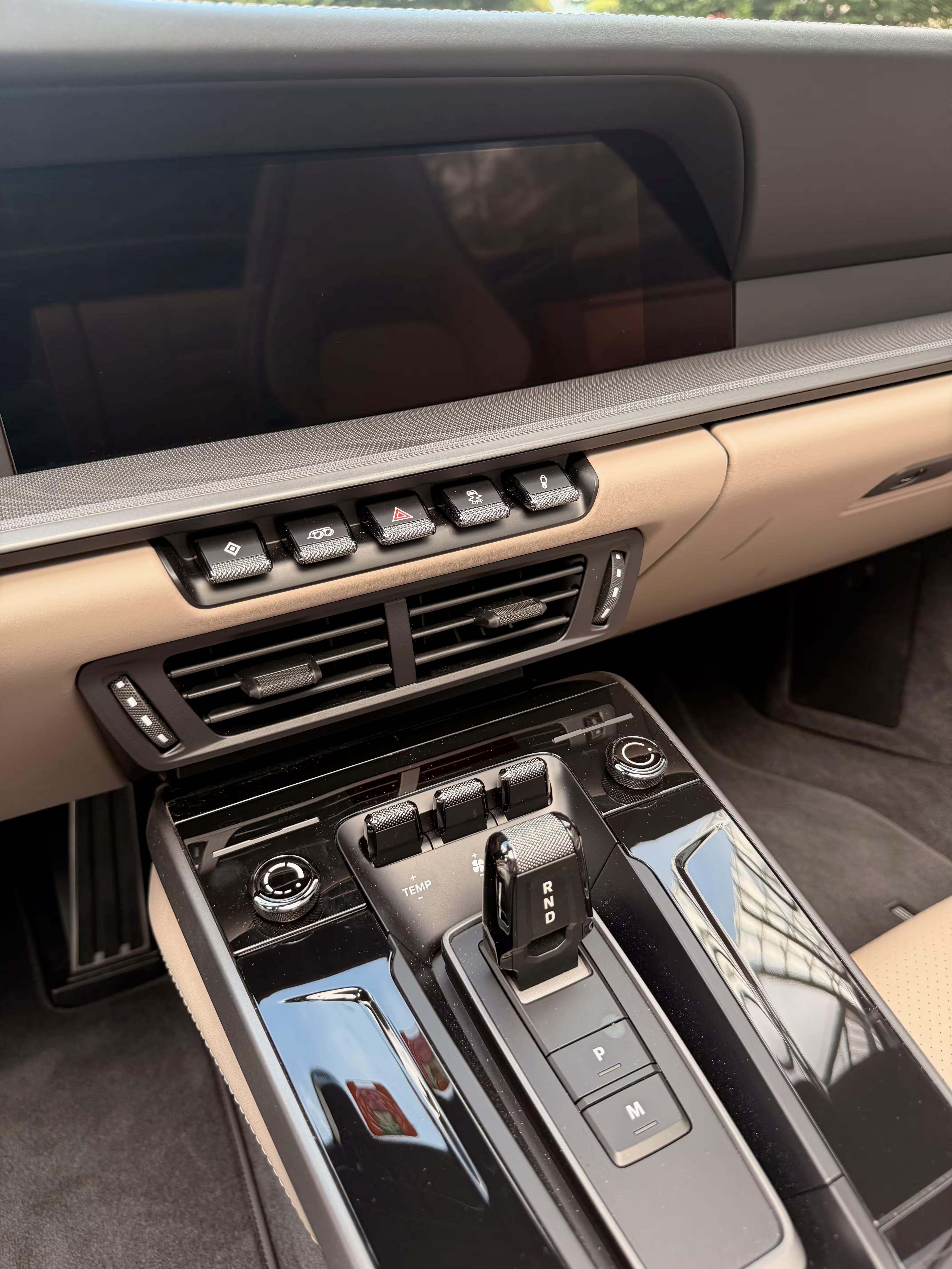 Location Porsche 911 en Suisse, coupé sportif haute performance