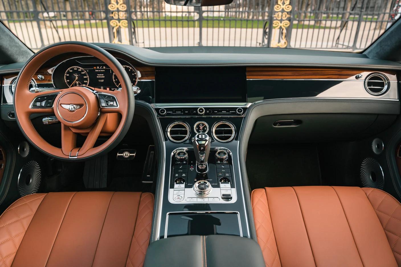 Location Bentley Continental GT en Suisse avec Astral Motorclub