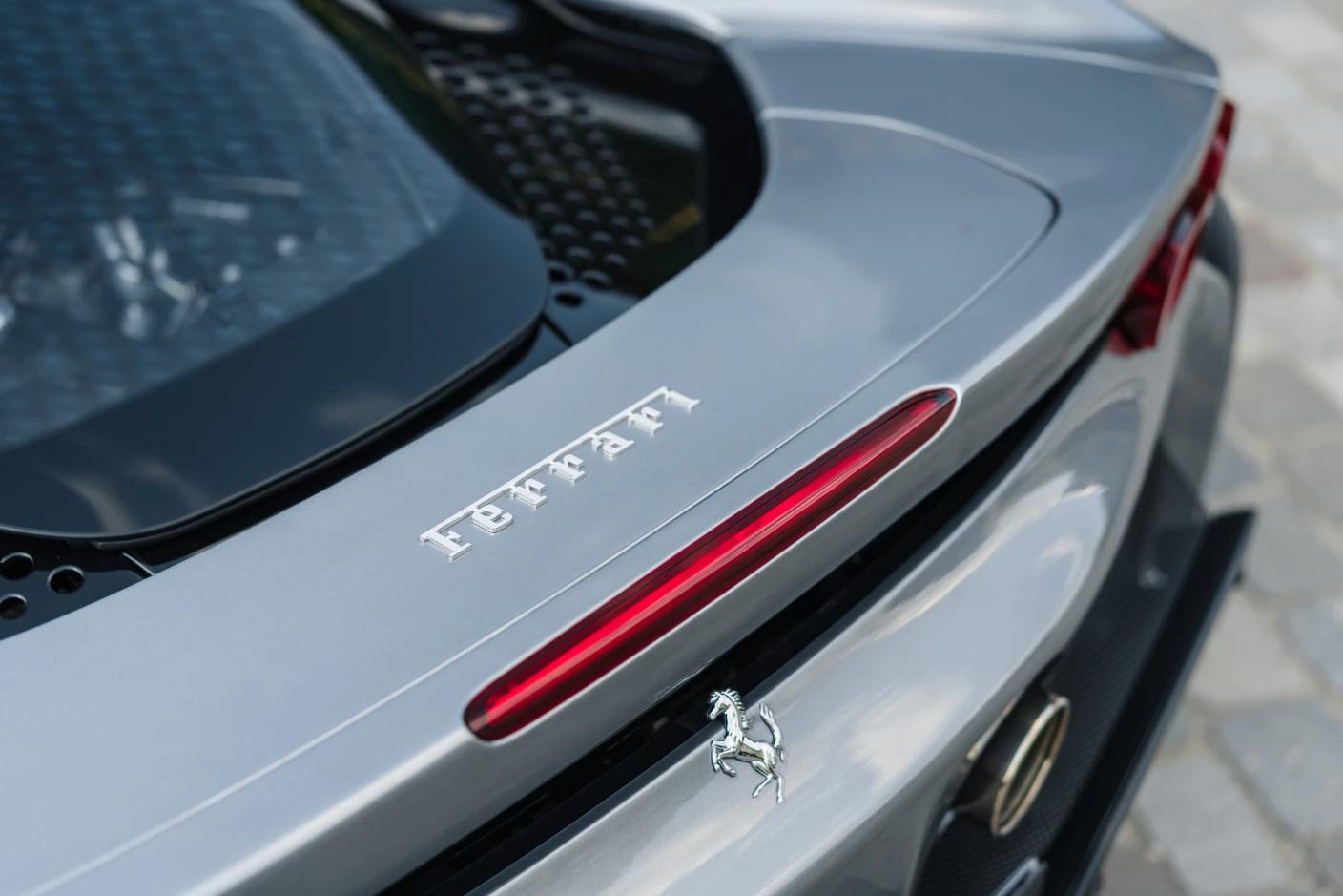 Spoiler de la Ferrari SF90