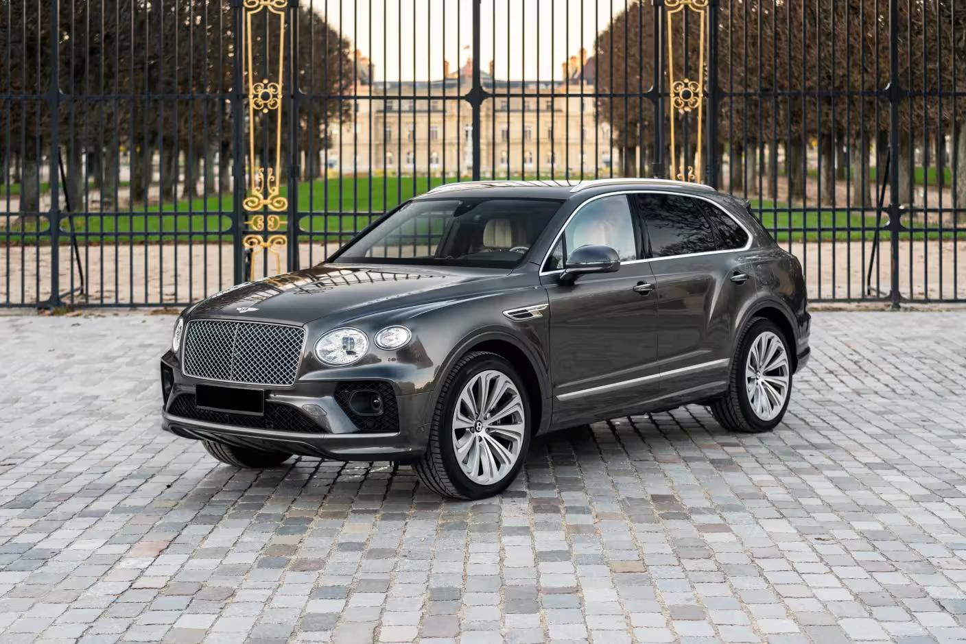 Louez un Bentley Bentayga à Genève – Le SUV de luxe par excellence