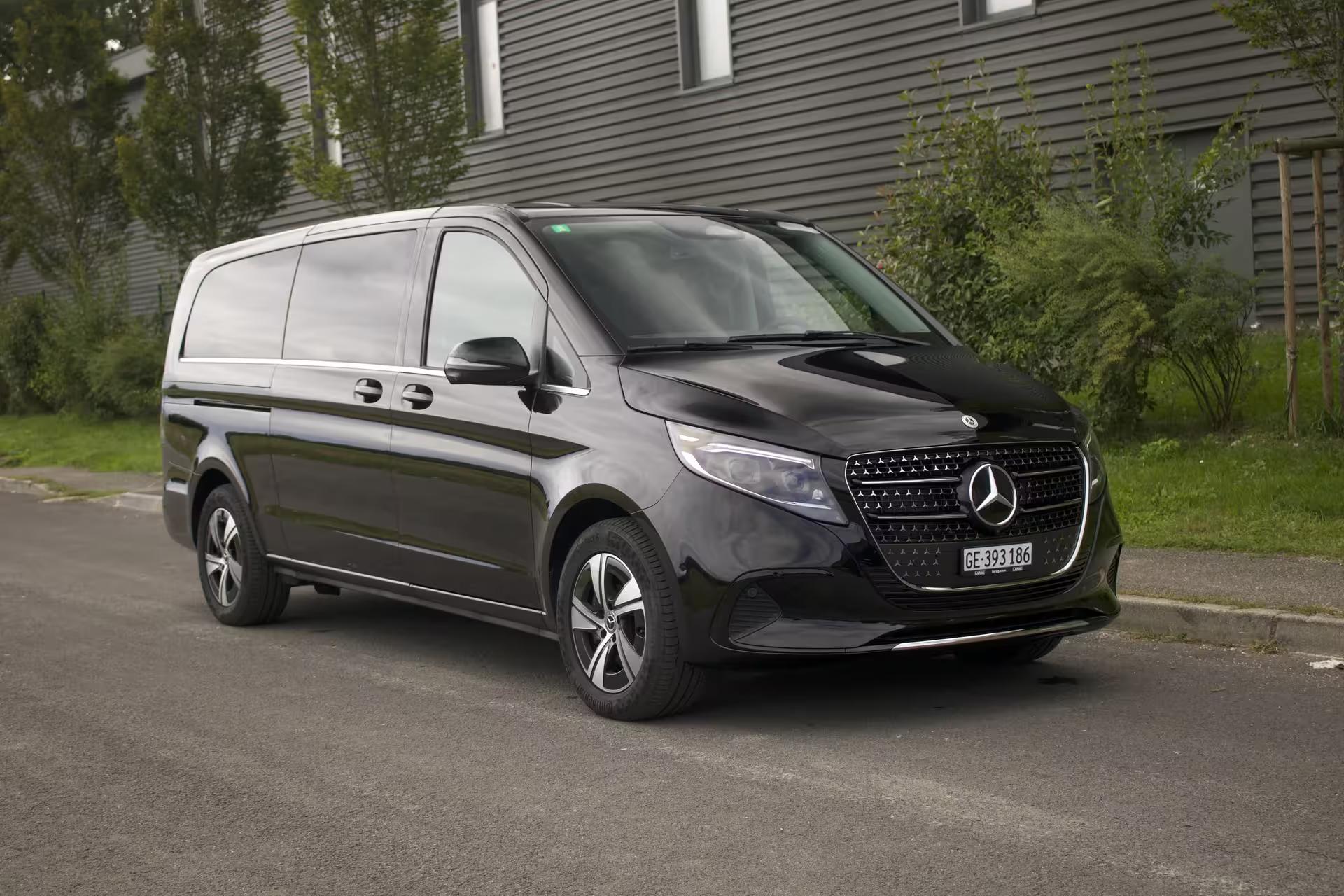 Mercedes-Benz Viano en location à Genève – Astral Motorclub