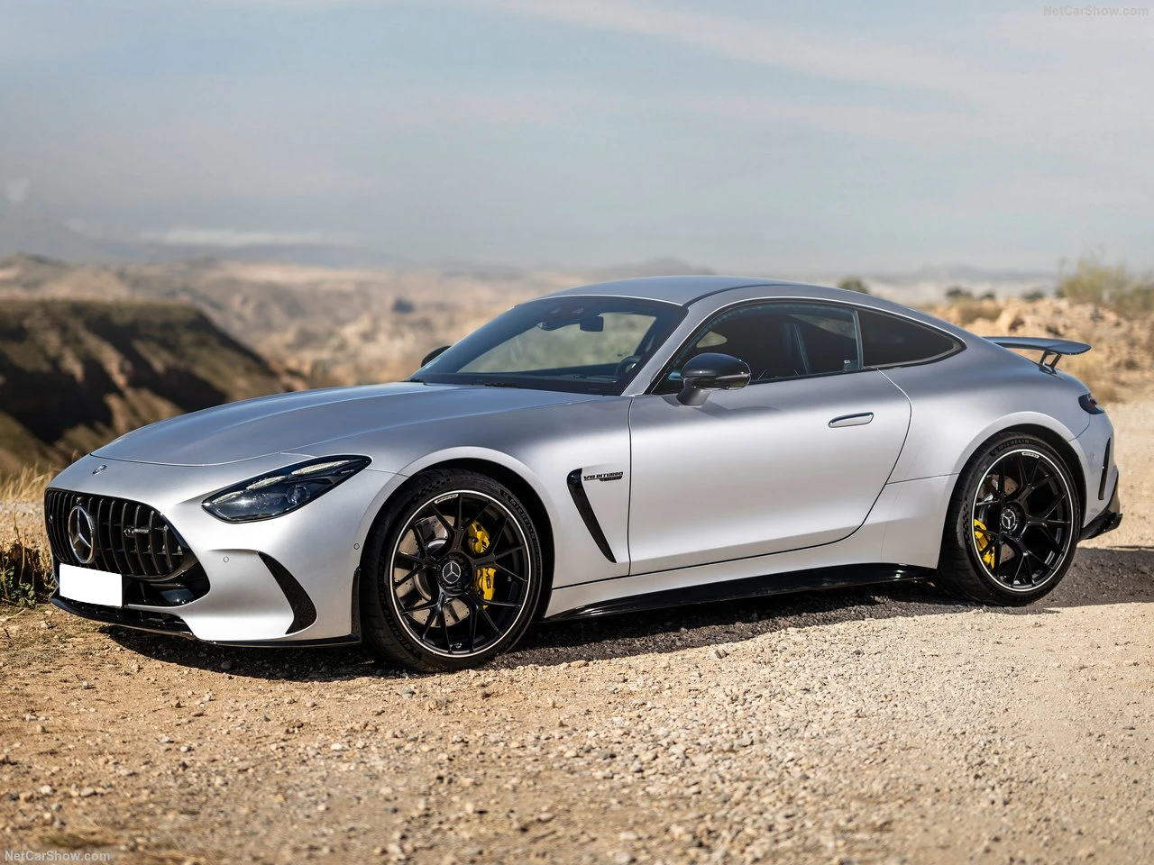 Mercedes-AMG GT63 – Toit en Carbone – Gain de Poids et Look Racing
