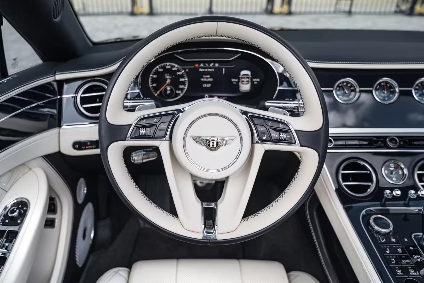Location de luxe Bentley Continental GTC en Suisse – La grand tourisme par excellence