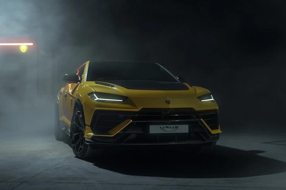 Face avant Lamborghini Urus Performante jaune