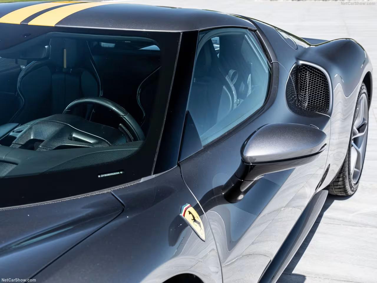 Ferrari 296 GTB – Dispositif “Aero bridge” et diffuseur sculpté