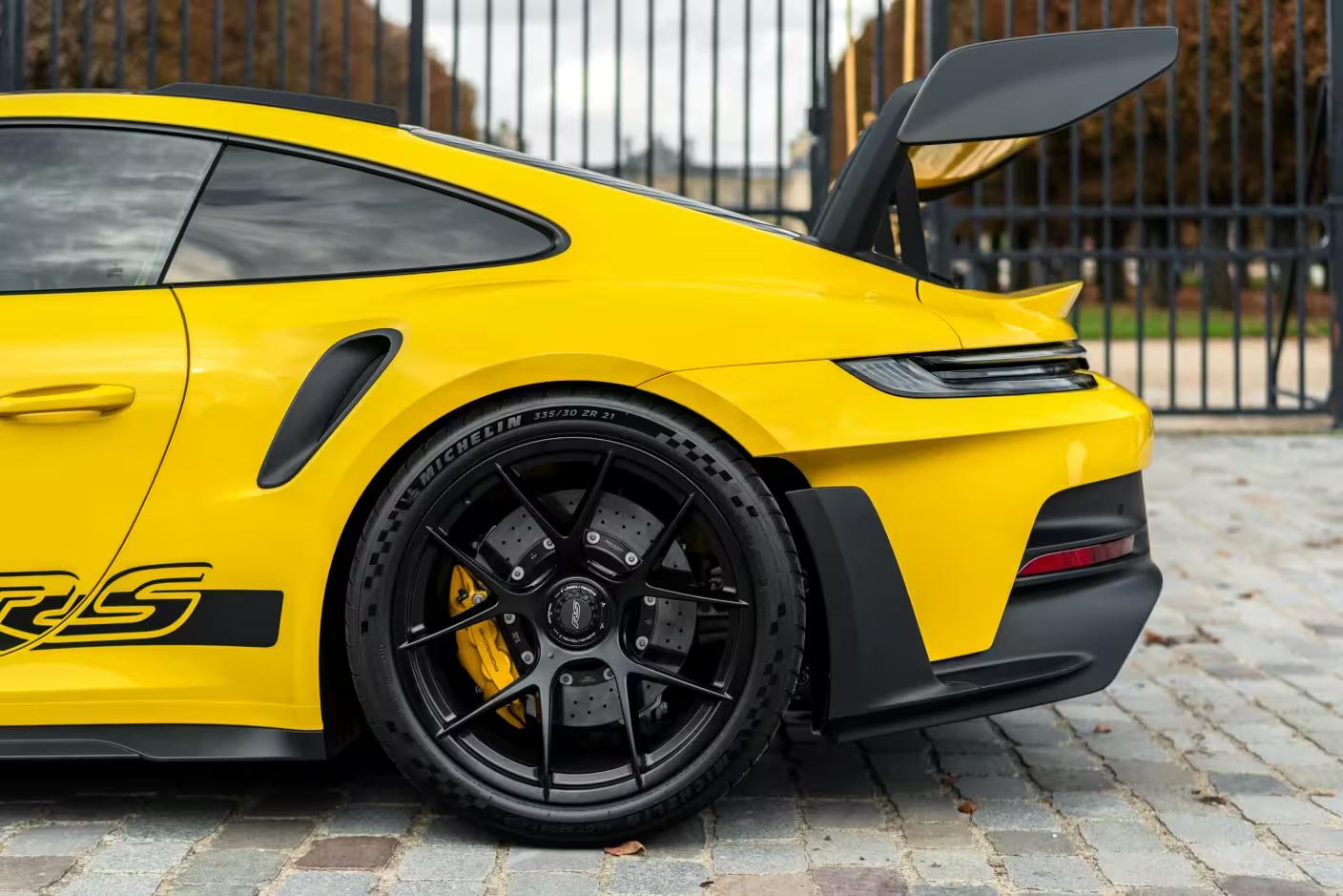 Jantes sport de la Porsche 911 GT3 RS