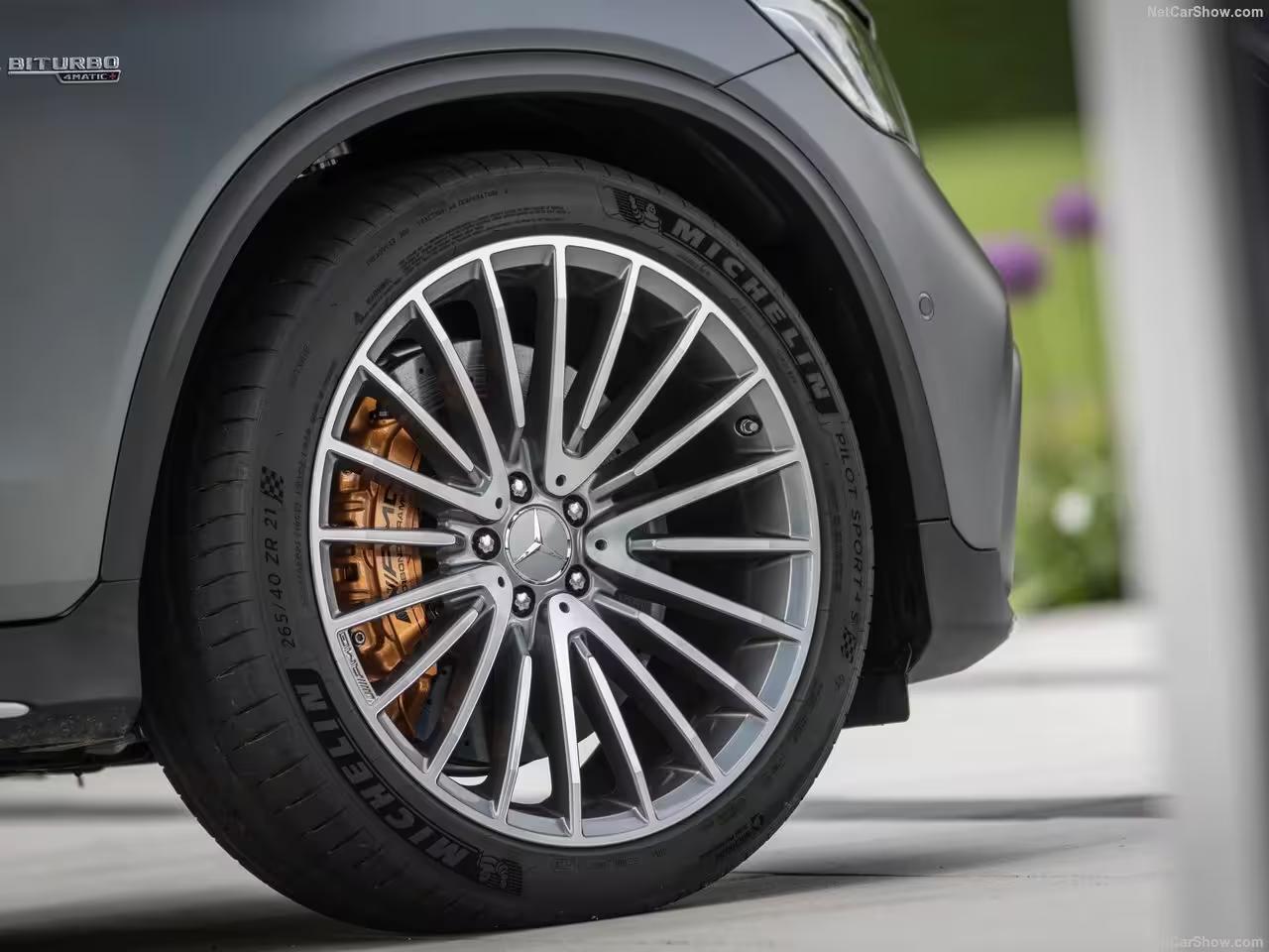 Mercedes GLC 63s Coupé – Une suspension AMG Ride Control+