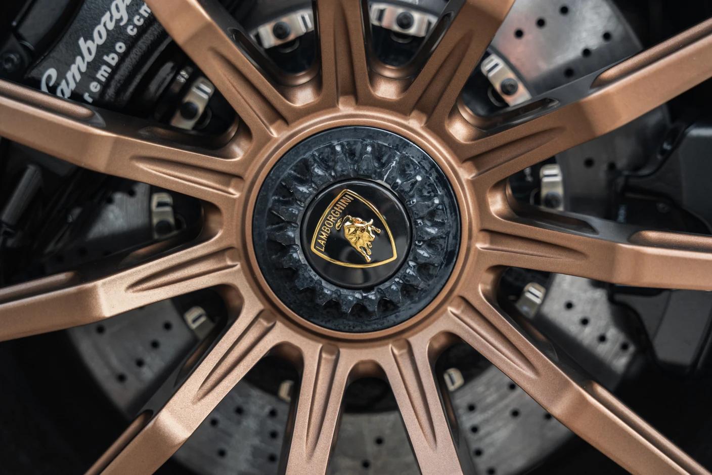 Lamborghini Huracan STO – Jantes Forgées avec Écrou Central