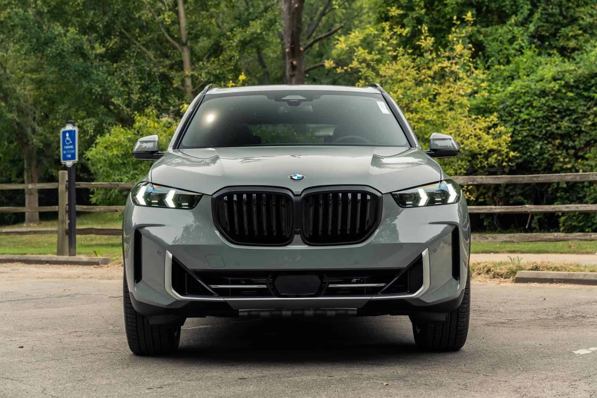 Louer un BMW X5 à Genève, le parfait équilibre entre puissance et élégance