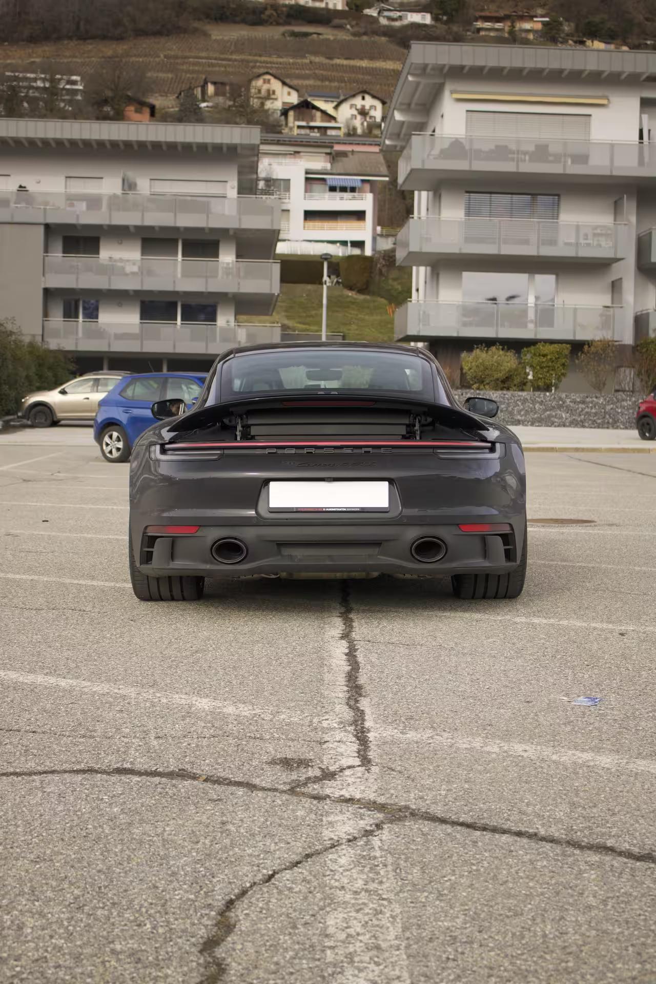 Porsche 911 Carrera 4 GTS – Le système Porsche Torque Vectoring Plus (PTV Plus) pour une agilité optimale