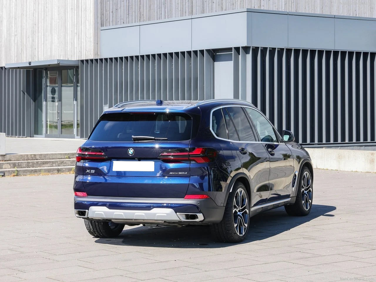 Location BMW X5 40i pour un déplacement professionnel ou un week-end en famille