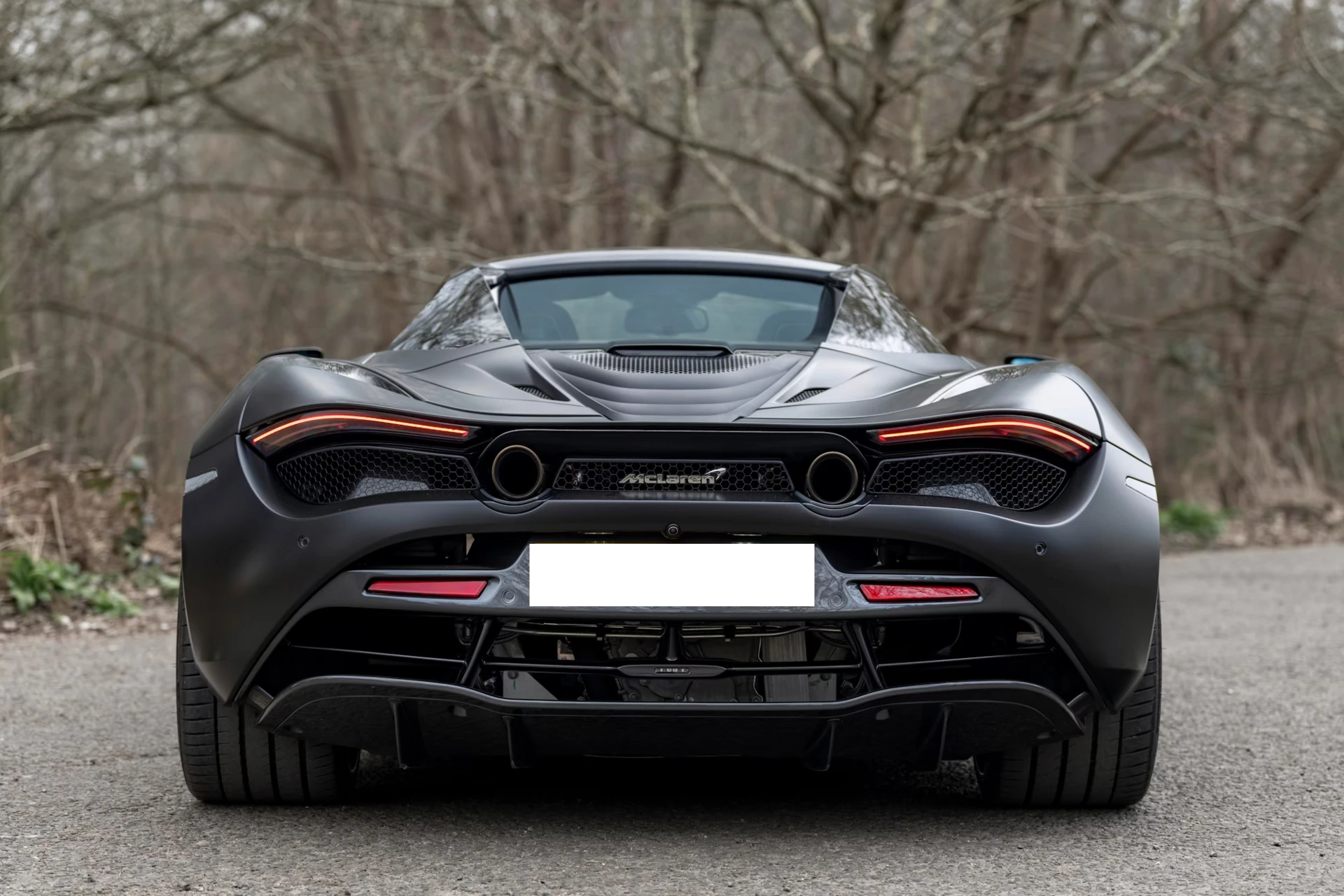 Location McLaren 720S en Suisse : 341 km/h en vitesse de pointe