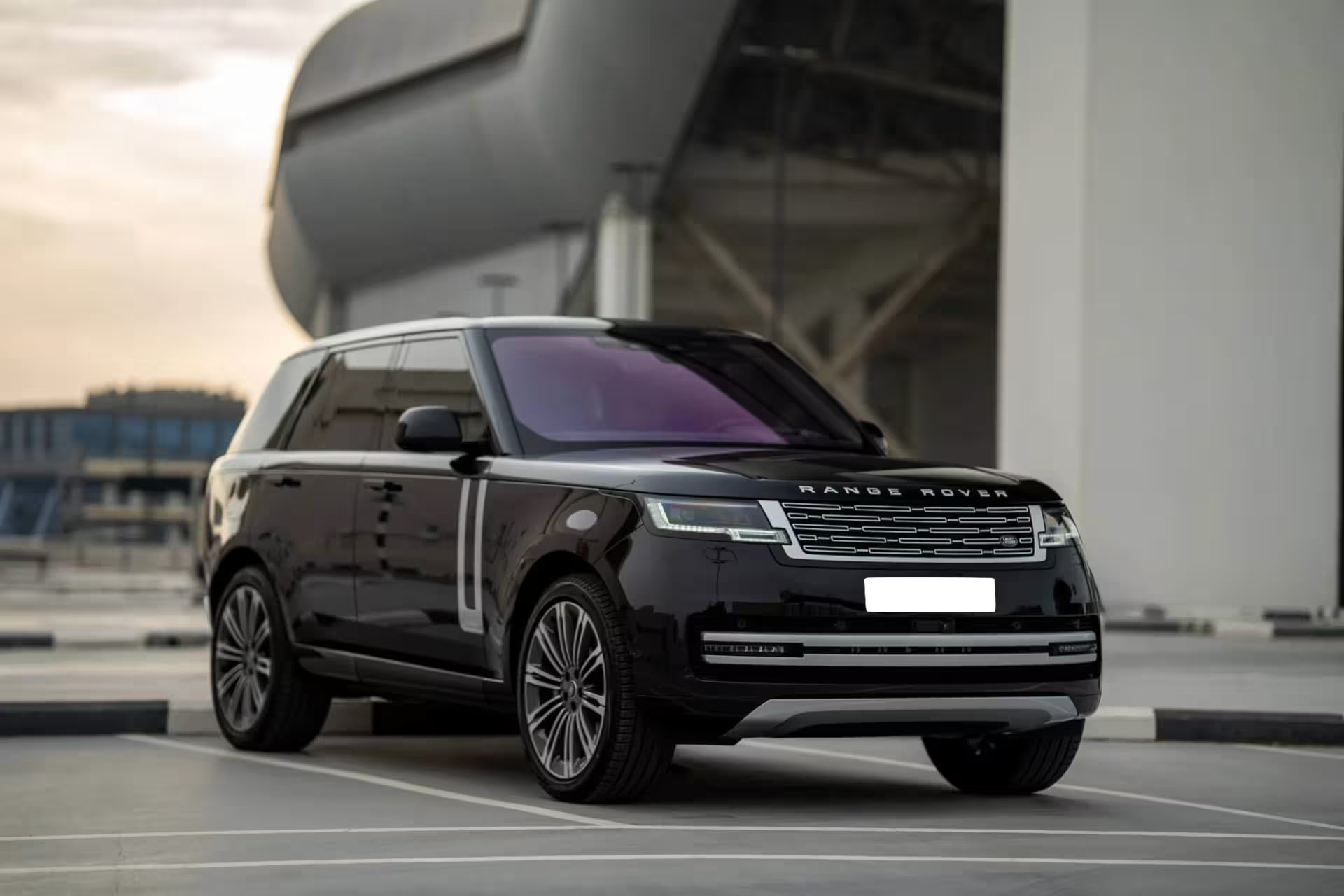 Range Rover D350 Autobiography – Grille avant et éléments chromés