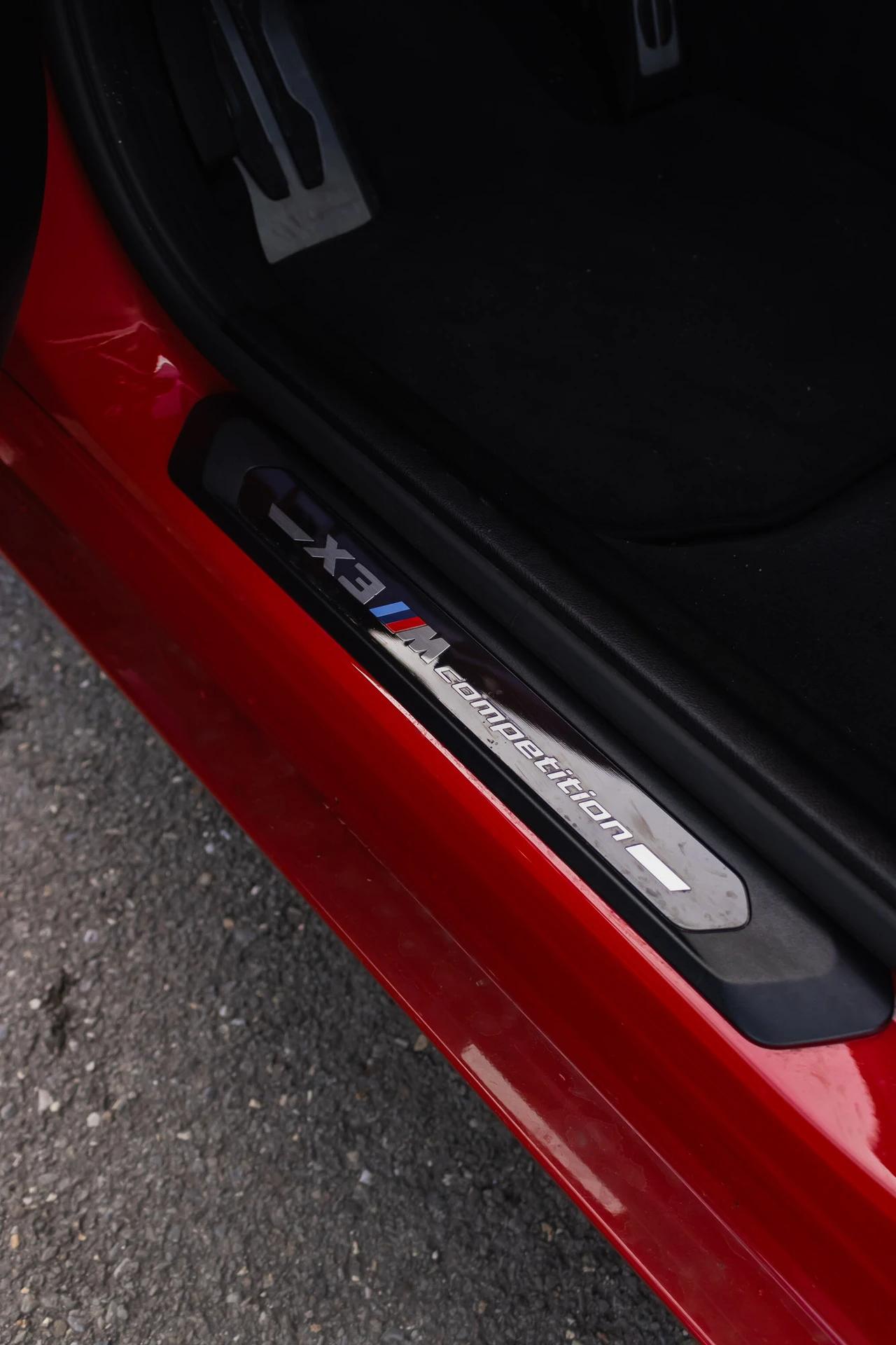 Louez le BMW X3M en Suisse, puissance et confort pour chaque trajet