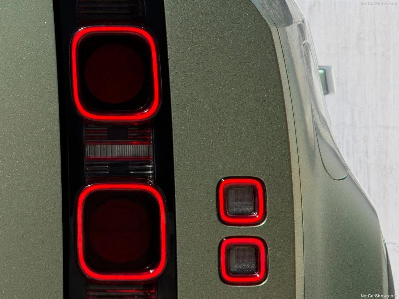 Land Rover Defender 110 – Une silhouette imposante et moderne