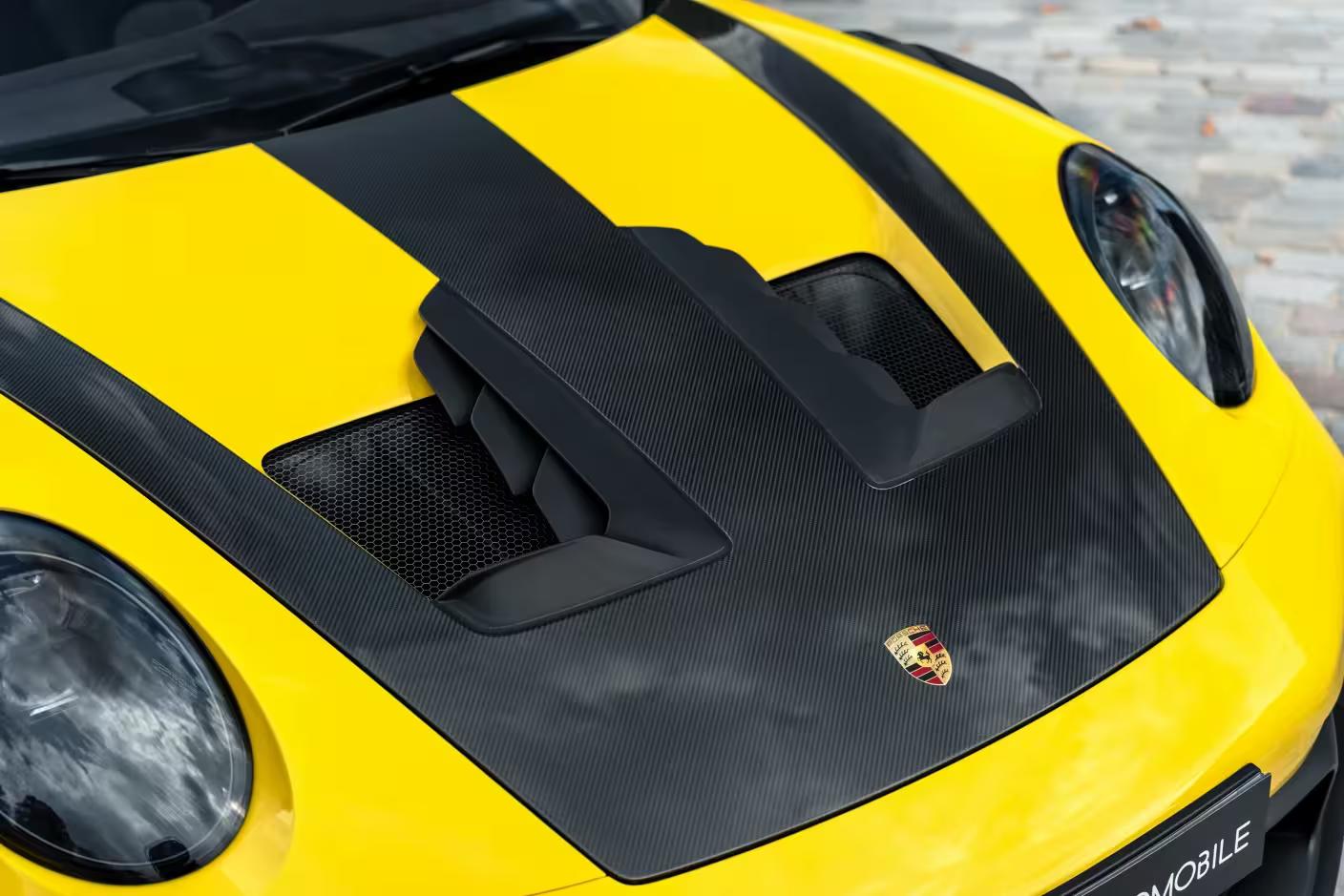 Porsche 911 GT3 RS – Radiateur central inspiré de la compétition