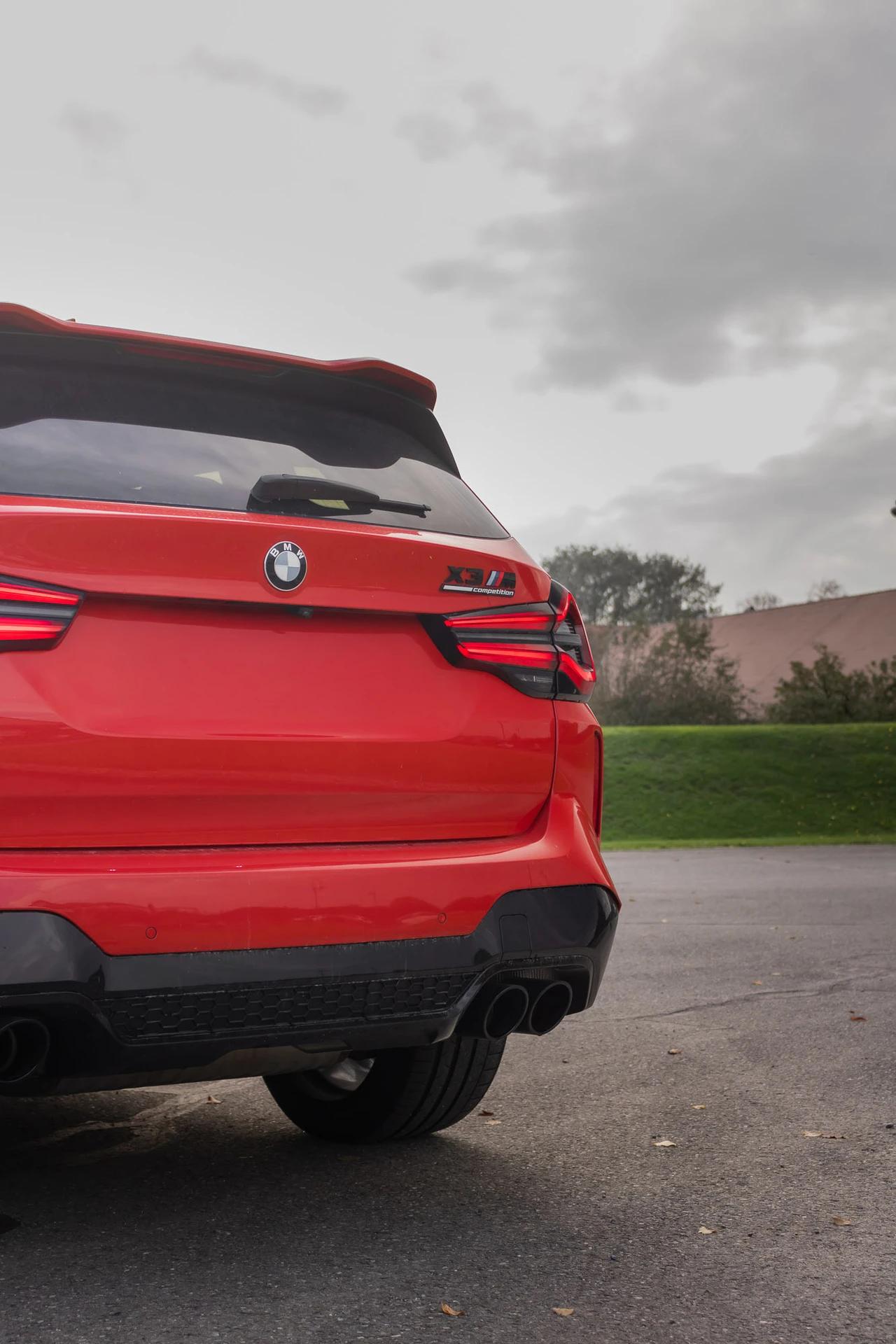 Location BMW X3M en Suisse, pour les amateurs de prestige et de performance