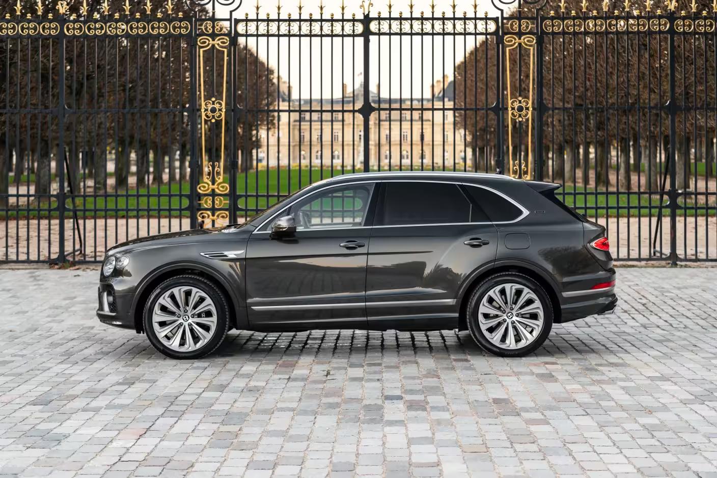 Bentley Bentayga en location à Genève – Astral Motorclub