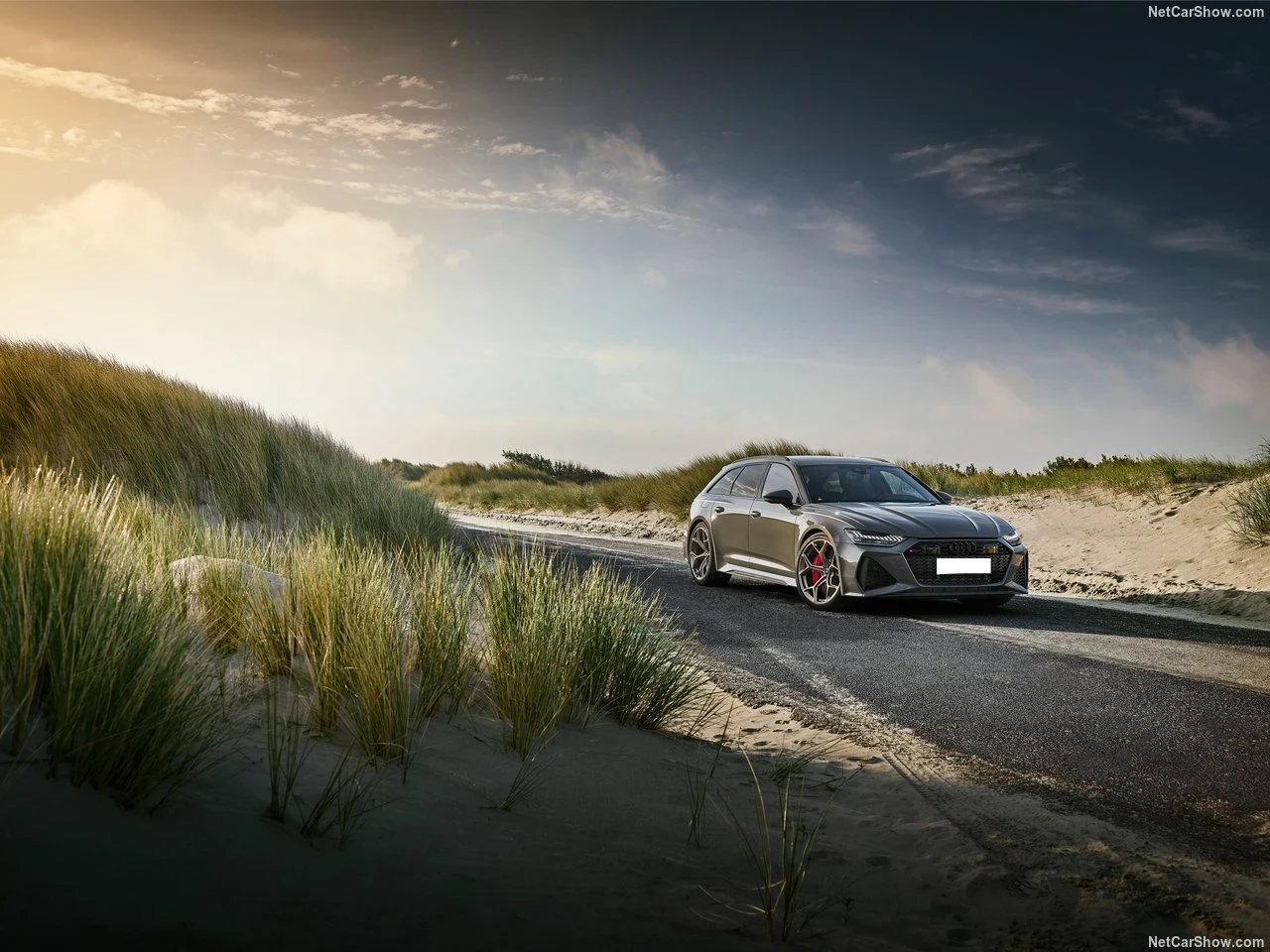 Location Audi RS6 Performance pour week-end sportif sur les routes suisses